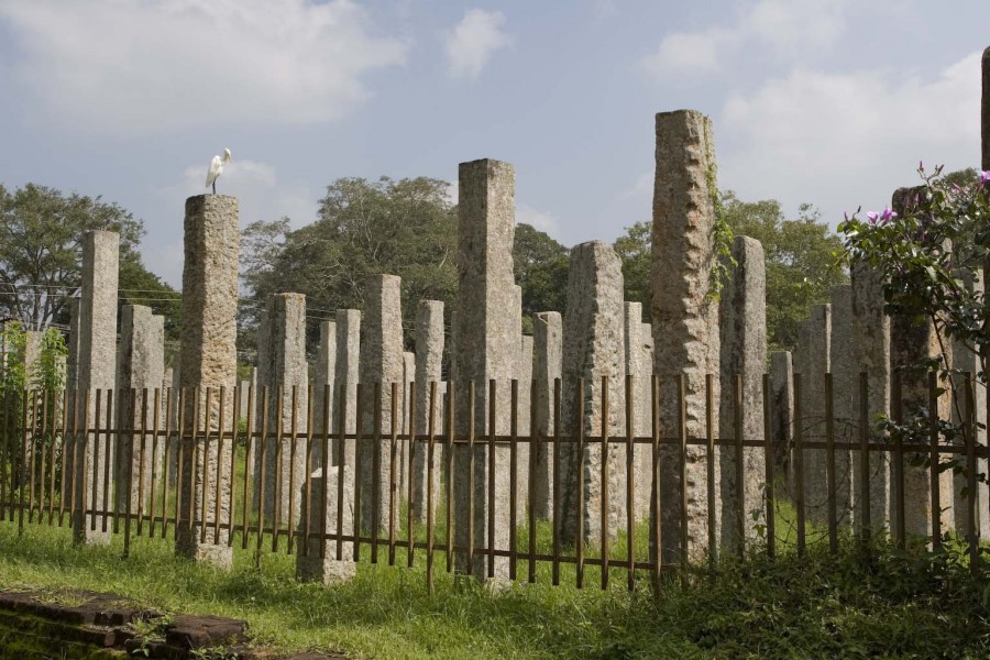 руины в Андурахапуре