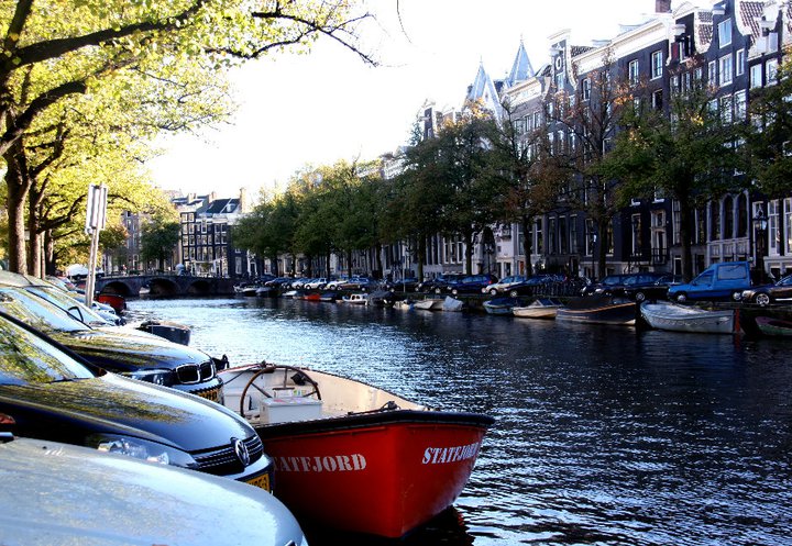 канал Амстердама