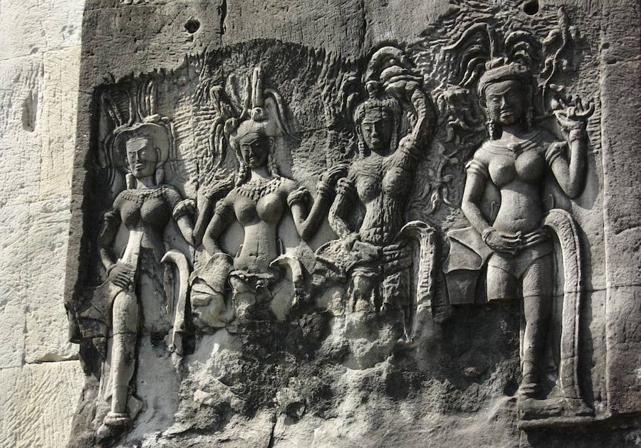 барельефы в Ангкор-Вате