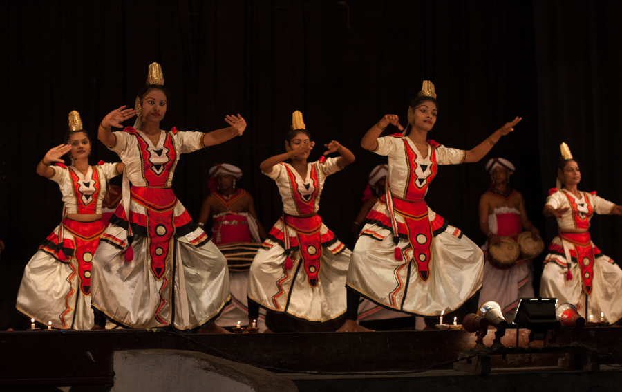 танцоры Шри-Ланки