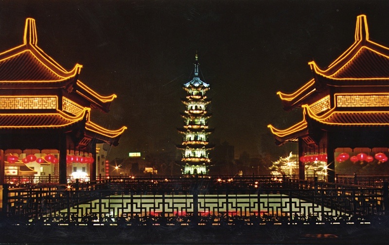 The Longhua Temple, Шанхай