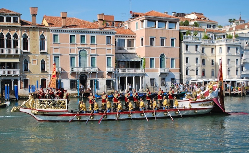 историческая регата в Венеции