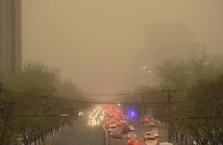 песчаная буря в Пекине
