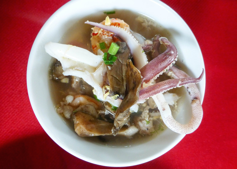 вьетнамский суп с морепродуктами