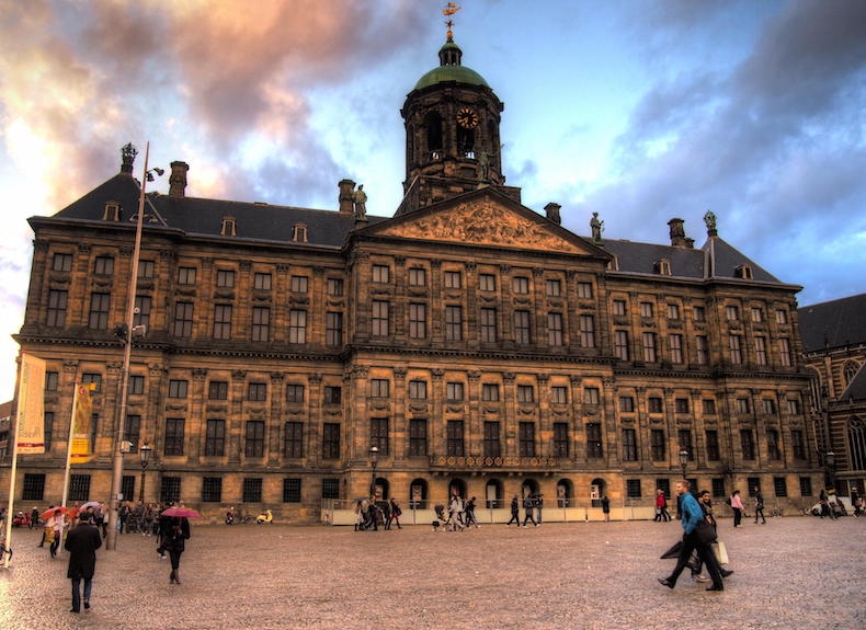 Королевский дворец Амстердама
