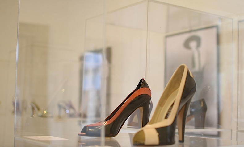 зал Givenchy в музее обуви