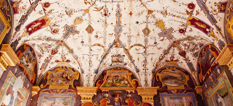 фрески дворца Корнья