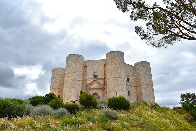 Кастель-дель-Монте (Castel del Monte)